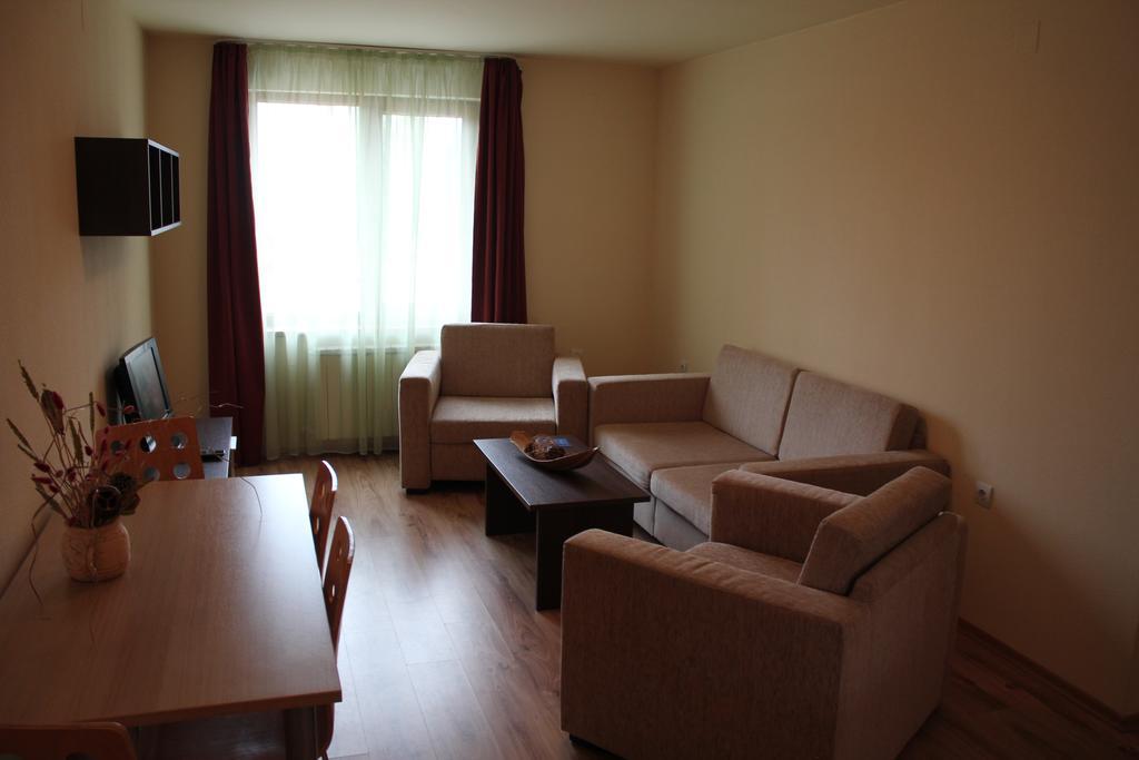 Nevada Aparthotel 팜포로보 외부 사진
